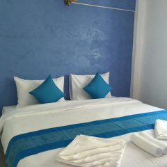 The Royhanna Beach House thumbnail 5