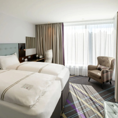Premier Inn Hamburg City Zentrum - Bild 7