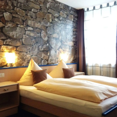 Hotel Stadt Hamburg am Fluss Saarbrücken - Bild 3