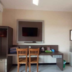 Kedaton House Syariah Banyuwangi - Bild 4