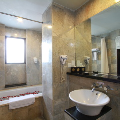 The Lokha Legian Resort & Spa - Bild 10