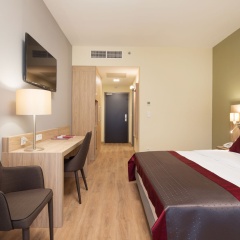 Akeah Verdi Budapest - Bild 5