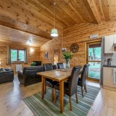 Woodland Park Lodges thumbnail 12