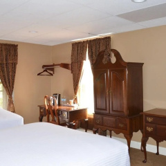 The Sherwood Hotel thumbnail 5