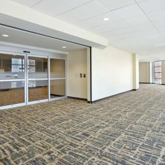 Hampton Inn & Suites Minneapolis / Downtown thumbnail 7