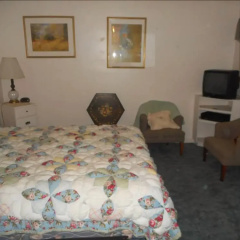 Lone Star Bed and Bath thumbnail 4