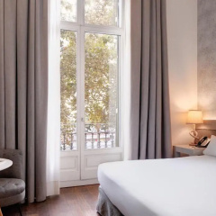 Duquesa Suites Barcelona - Bild 7