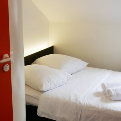 easyHotel Zürich City Centre - Bild 2
