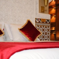 8 bedrooms villa with private pool jacuzzi and enclosed garden at Marrakech - Bild 3