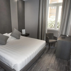 9V9 Hotel thumbnail 6