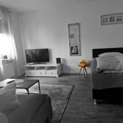 SECOND HOME bitte beachten Sie den Check in und Check out - Bild 5