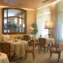 Lamaro Hotel thumbnail 26