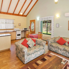 Yelverton Brook Eco Spa Retreat & Conservation Sanctuary thumbnail 36