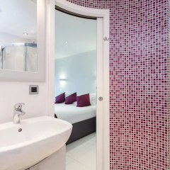 Marine House thumbnail 9