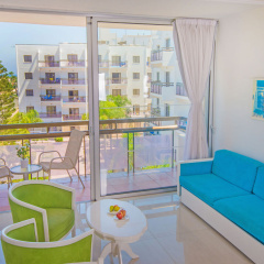 Marlita Beach Hotel Apartments thumbnail 8