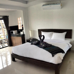 The Seashore Kamala Service Apartment thumbnail 17