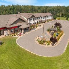 Super 8 by Wyndham Eveleth thumbnail 14