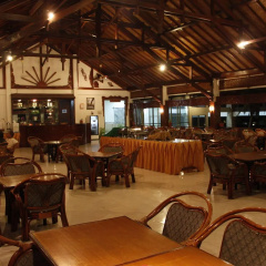 Surya Pesona Beach Hotel thumbnail 19