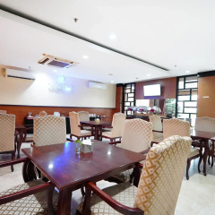 Sutan Raja Hotel Cirebon thumbnail 6