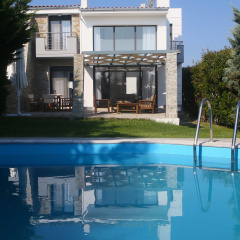 Sunny Sani Luxury Villas thumbnail 13