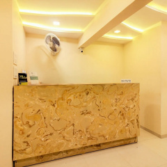 listing card gallery