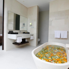eqUILIBRIA SEMINYAK - Bild 6