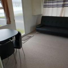 Park Home in Marine Holiday Park thumbnail 3