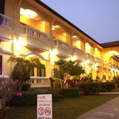 Park & Pool Resort