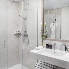 Melia Madrid Serrano - Bild 11
