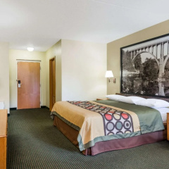 Holiday Inn Express & Suites Milan – Sandusky Area by IHG thumbnail 2