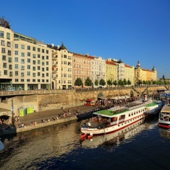 Dancing House hotel - Tančící dům - Bild 20