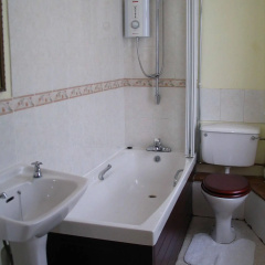Marine Hotel thumbnail 8