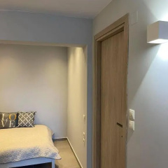 Marion Apartments thumbnail 2