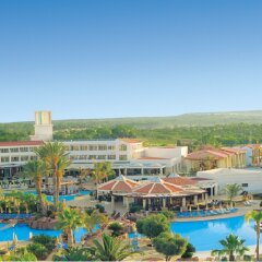 Отель Alexander The Great Beach Hotel Кипр, Пафос - 3 отзыва об отеле, цены и фото номеров - забронировать отель Alexander The Great Beach Hotel онлайн балкон