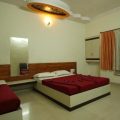 Hotel Laxmibai Palace thumbnail 15