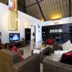 巴厘岛湛蓝之海酒店(Ocean Blue Hotel Bali) - Bild 1