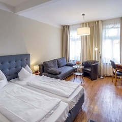 Hotel And Restaurant Zum Roten Tore - Bild 4