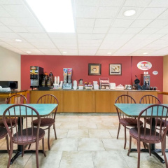 Holiday Inn Express & Suites Milan – Sandusky Area by IHG thumbnail 12
