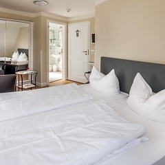 Hotel And Restaurant Zum Roten Tore - Bild 5
