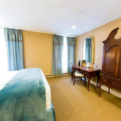 The Sherwood Hotel thumbnail 10
