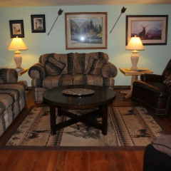 Yellowstone Motel - Adults Only thumbnail 32