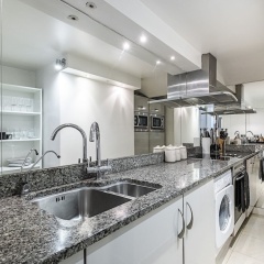 Martin Lane Apartment by Flexystays - Bild 12