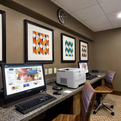 Hampton Inn & Suites Clayton/St. Louis-Galleria Area thumbnail 4
