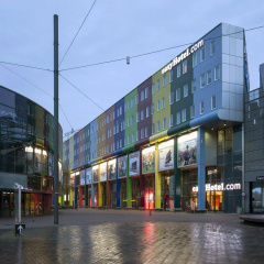 easyHotel Amsterdam Arena Boulevard - Bild 1