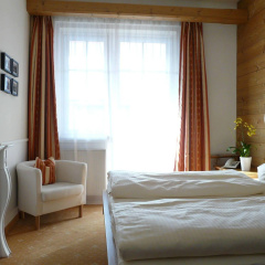 Hotel Roter Hahn - Bed & Breakfast - Bild 2