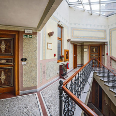 Deminka Palace - Bild 13