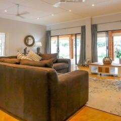 Private Self Catering Cottage in Victoria Falls in Buffalo Range, Zimbabwe from 422$, photos, reviews - zenhotels.com photo 19