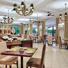 Protea Hotel by Marriott Livingstone in Livingstone, Zambia from 238$, photos, reviews - zenhotels.com meals photo 2