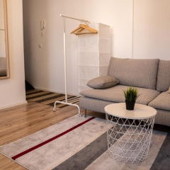 FULL HOUSE Studios - Blue Apartment - NETFLIX, WiFi inkl - Bild 1