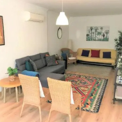 Guia Acacias Apartment thumbnail 8